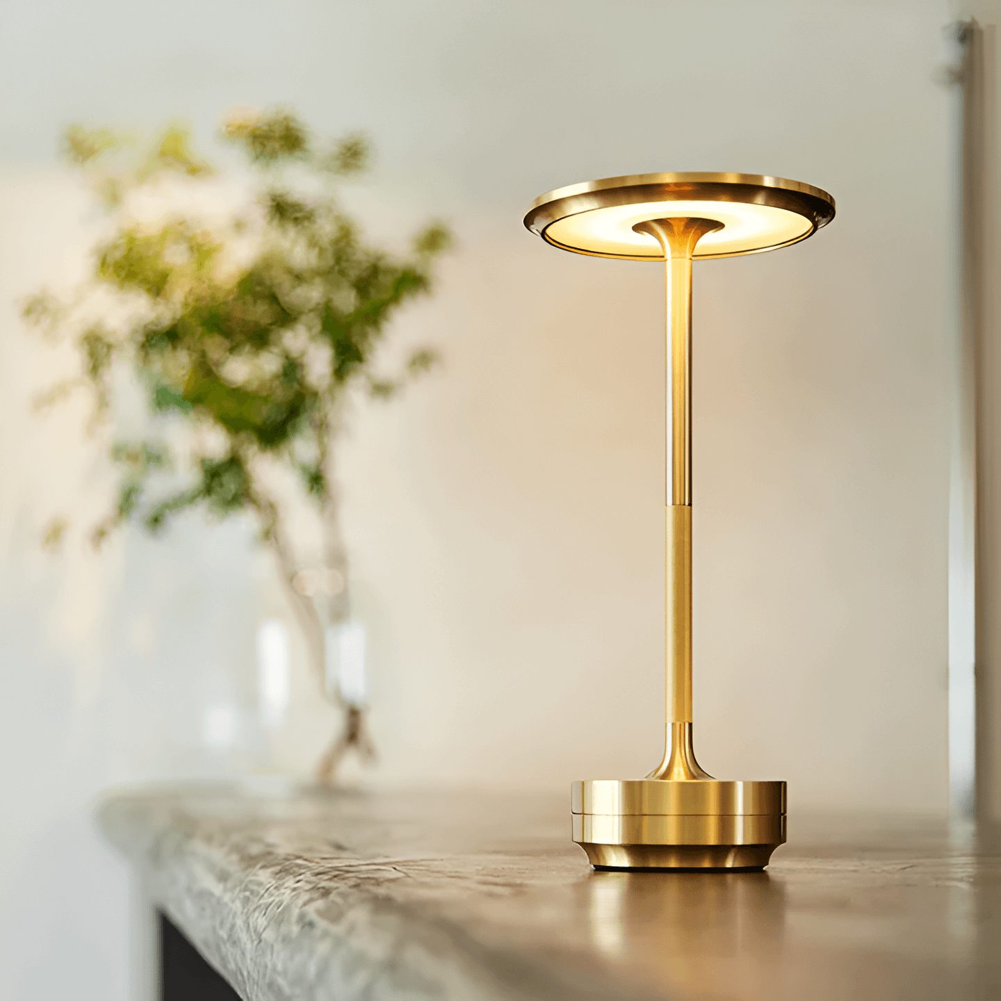 AmberGlow - Modern Drahtlos Und wiederaufladbar Tischlampe