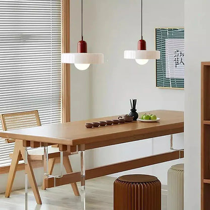 Luxeraum.de Ceiling Light Fixtures Bauhaus Hängeleuchte - Farbigem Glas - Modernes Design - Verstellbarem Kabel