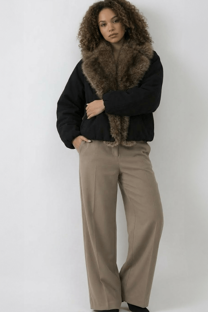 Luxeraum.de Bomber Jackets XS Bomberjacke – Materialmix – Faux-Fur-Kragen – Damen