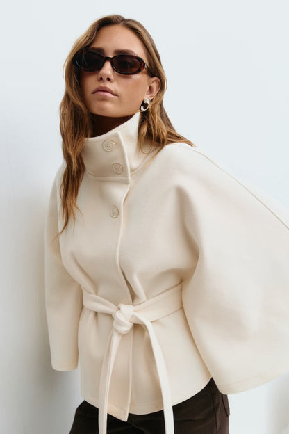 Luxeraum.de Weiß-Vanille / S Damen Cape Jacke – elegant, hochwertig und modern