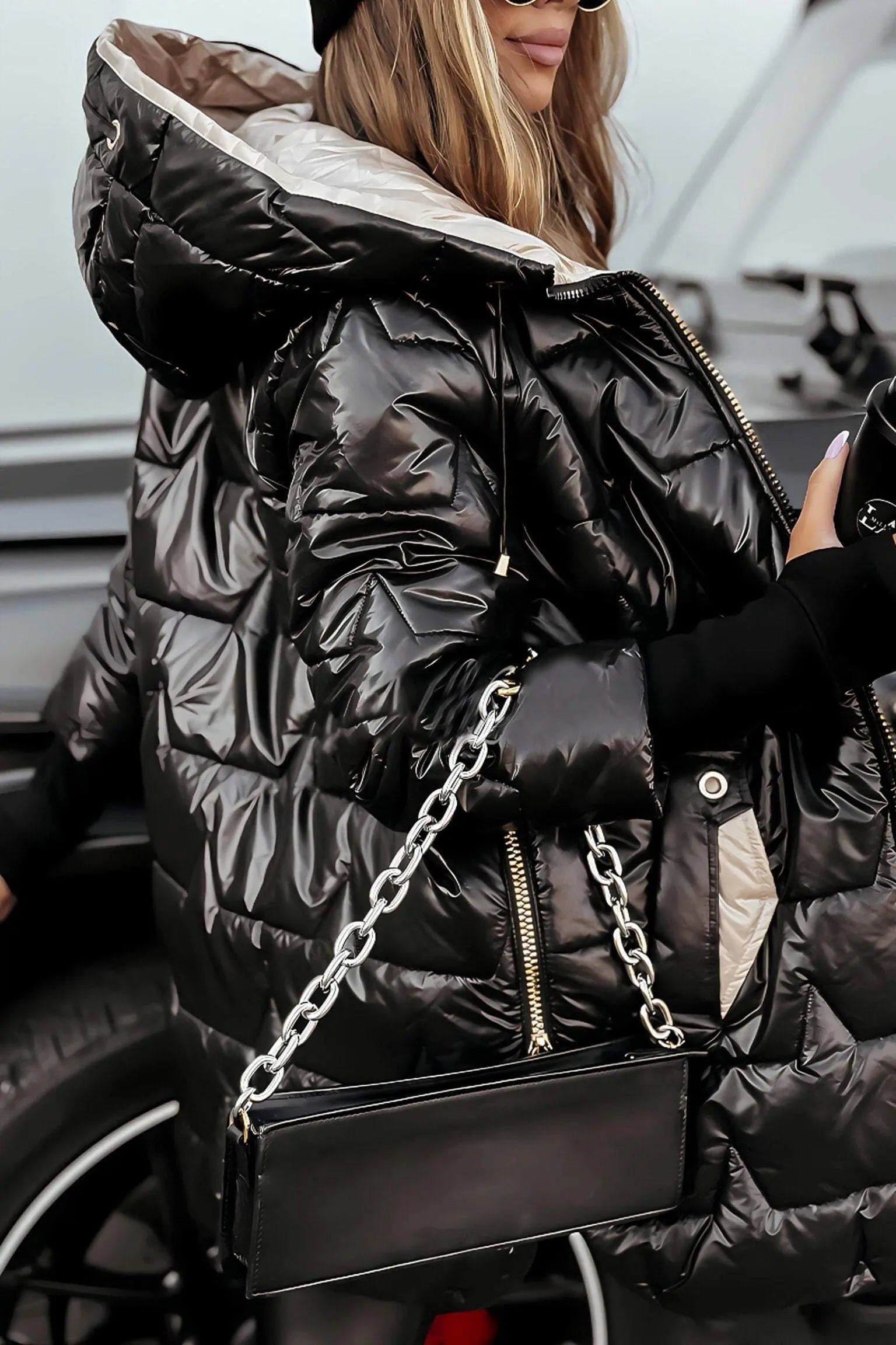 Luxeraum.de Outerwear Damen Pufferjacke mit Kapuze – warm & modern