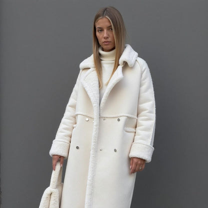 Luxeraum.de AW - Womens - Jackets & Coats Damen Wintermantel aus hochwertigem Wildleder – elegant und warm