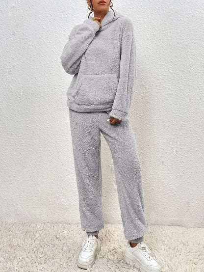 Luxeraum.de Outfit Sets Hausanzug – Weiche Teddy-Oberfläche – Hoodie mit Kapuze & Hose – Damen