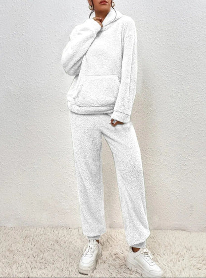 Luxeraum.de Outfit Sets Hausanzug – Weiche Teddy-Oberfläche – Hoodie mit Kapuze & Hose – Damen