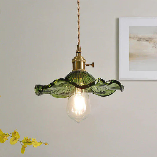 Luxeraum.de Ceiling Light Fixtures Grün / D23cm - H12cm Hibiskus Pendelleuchte - Glas & Messing -  Blumenlampe - Verstellbarer Höhe