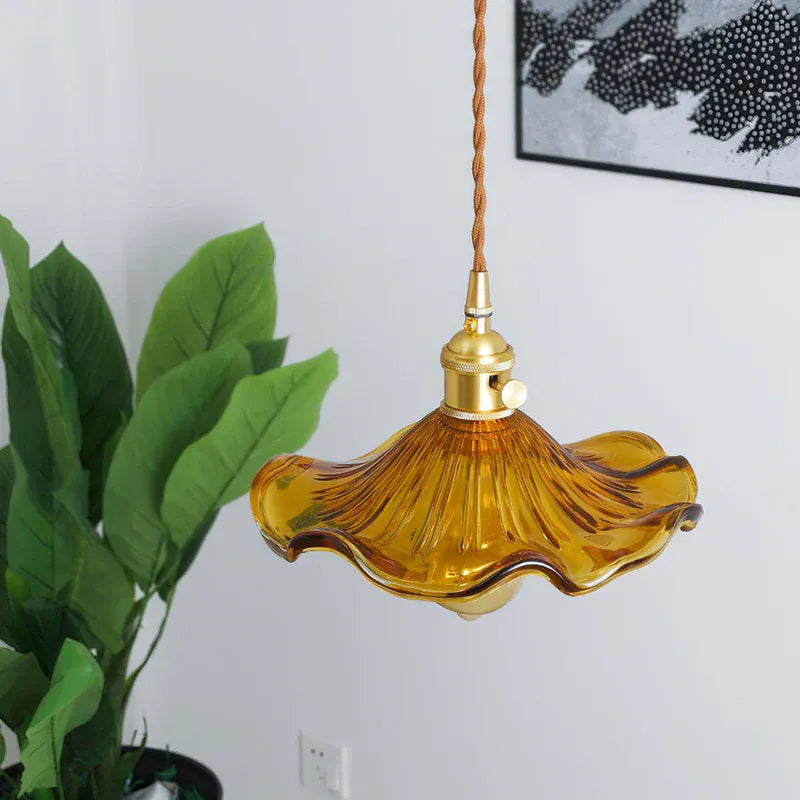 Luxeraum.de Ceiling Light Fixtures Hibiskus Pendelleuchte - Glas & Messing -  Blumenlampe - Verstellbarer Höhe