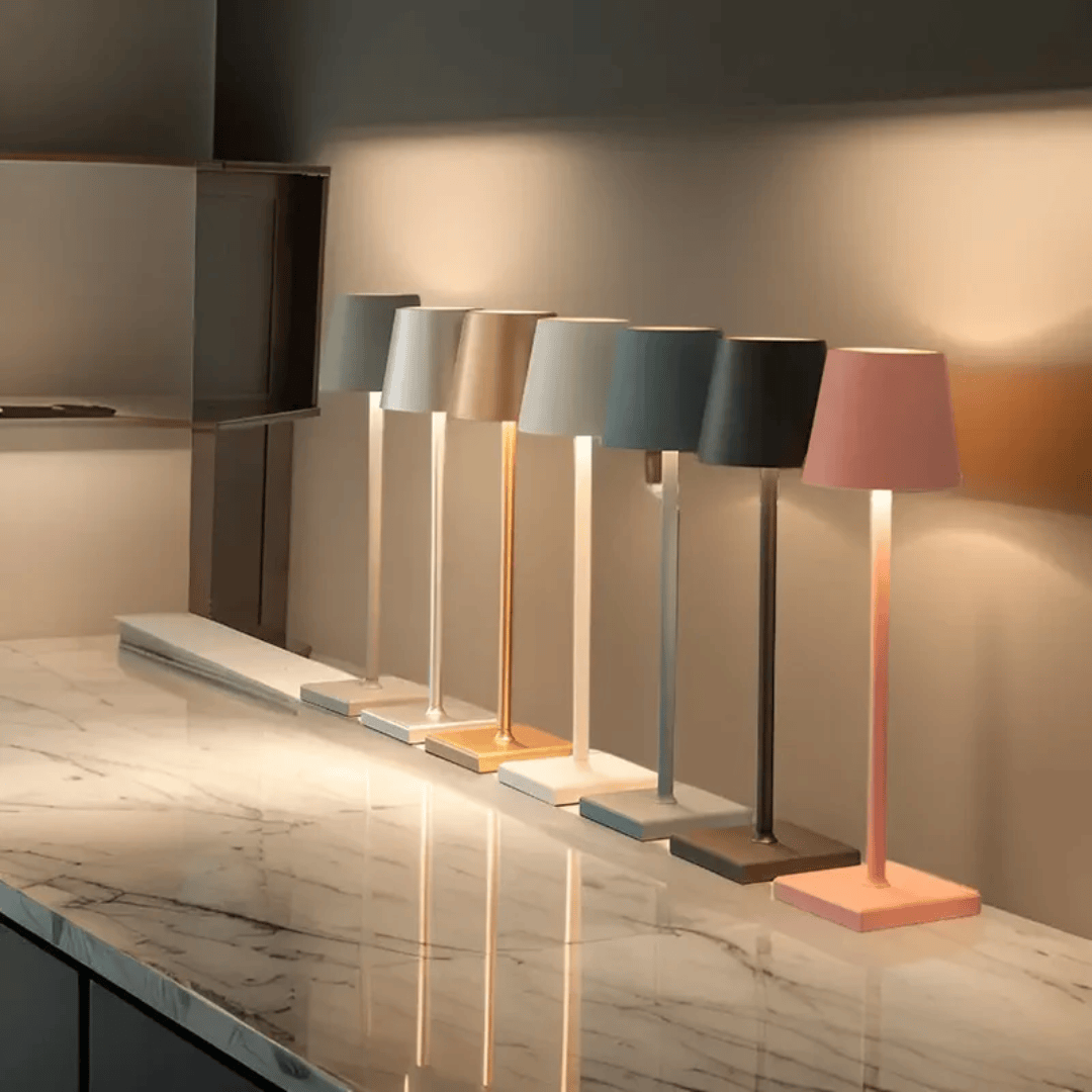 Luxeraum.de Table Lamps Kabellose LED Tischlampe  – Wiederaufladbar - Dimmbar - Wasserfest – Skandinavisches Design