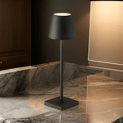 Luxeraum.de Table Lamps Schwarz Kabellose LED Tischlampe  – Wiederaufladbar - Dimmbar - Wasserfest – Skandinavisches Design