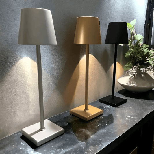 Luxeraum.de Table Lamps Weiß Kabellose LED Tischlampe – Wiederaufladbar - Dimmbar - Wasserfest – Skandinavisches Design