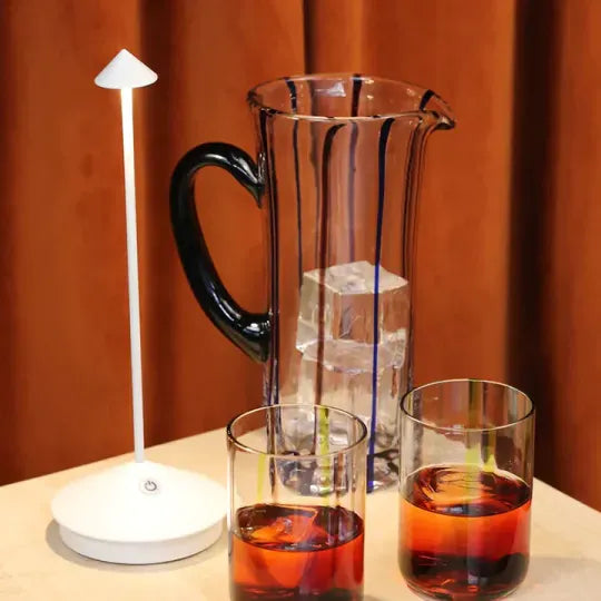 Luxeraum.de Table Lamps Kabellose LED Tischleuchte – Dimmbar, Wasserfest & Wiederaufladbar – Modernes Design