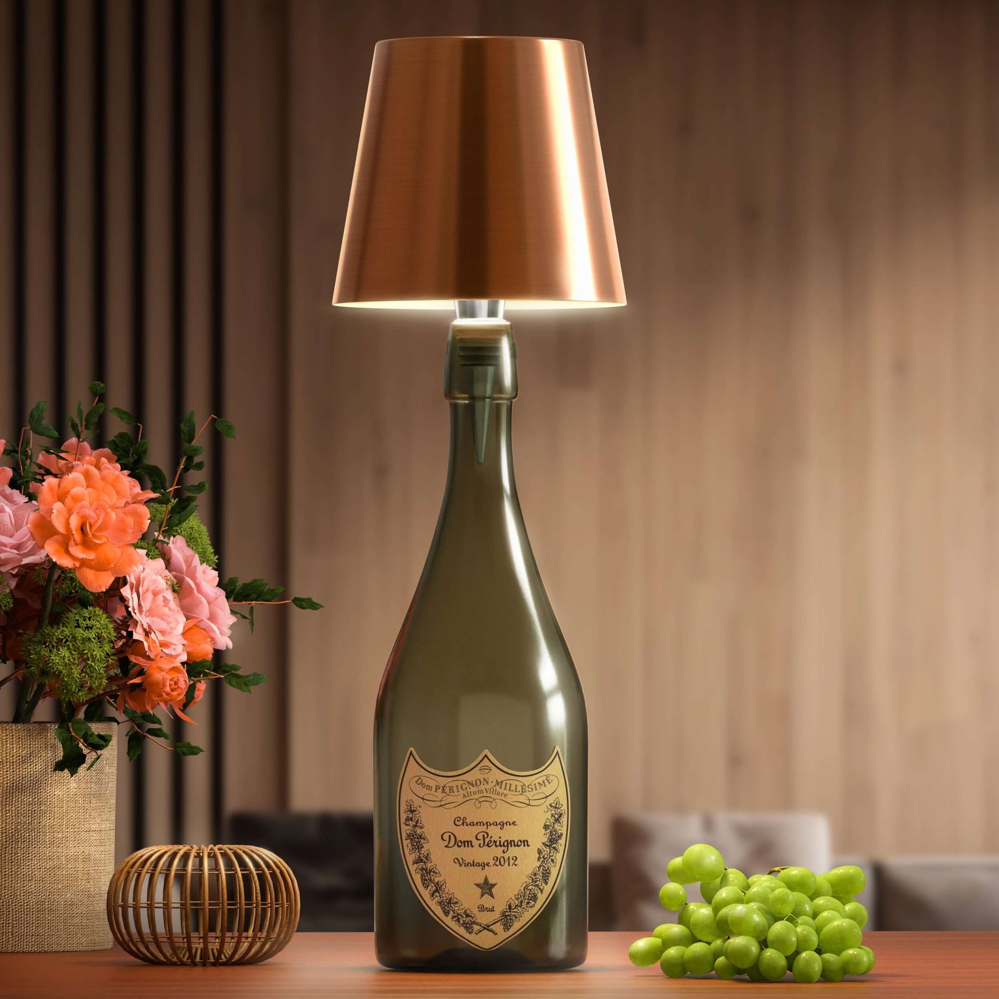 Luxeraum.de Table Lamps LED Flaschenlampe - Wiederaufladbar - Nachhaltige Tischlampe - 3 Lichtmodi