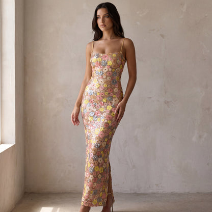 Luxeraum.de Dresses Maxikleid – Florale Paillettenstickerei – figurbetonte Silhouette & schmale Träger – Damen