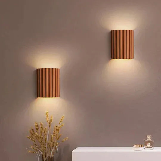 Luxeraum.de Wall Light Fixtures Moderne Harz-Wandlampe - LED Beleuchtung - Wohnzimmer, Schlafzimmer & Flur