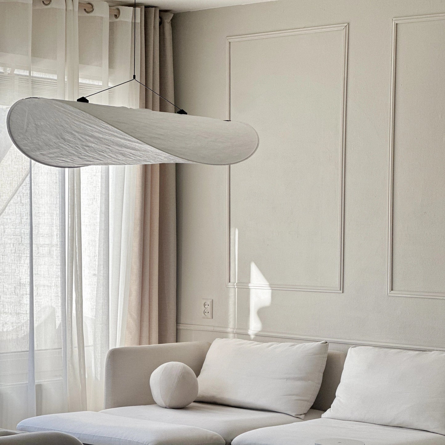 Luxeraum.de Ceiling Light Fixtures Pendelleuchte in Seidenoptik – Wabi-Sabi Design | Naturtöne, Glas & Metall | E27