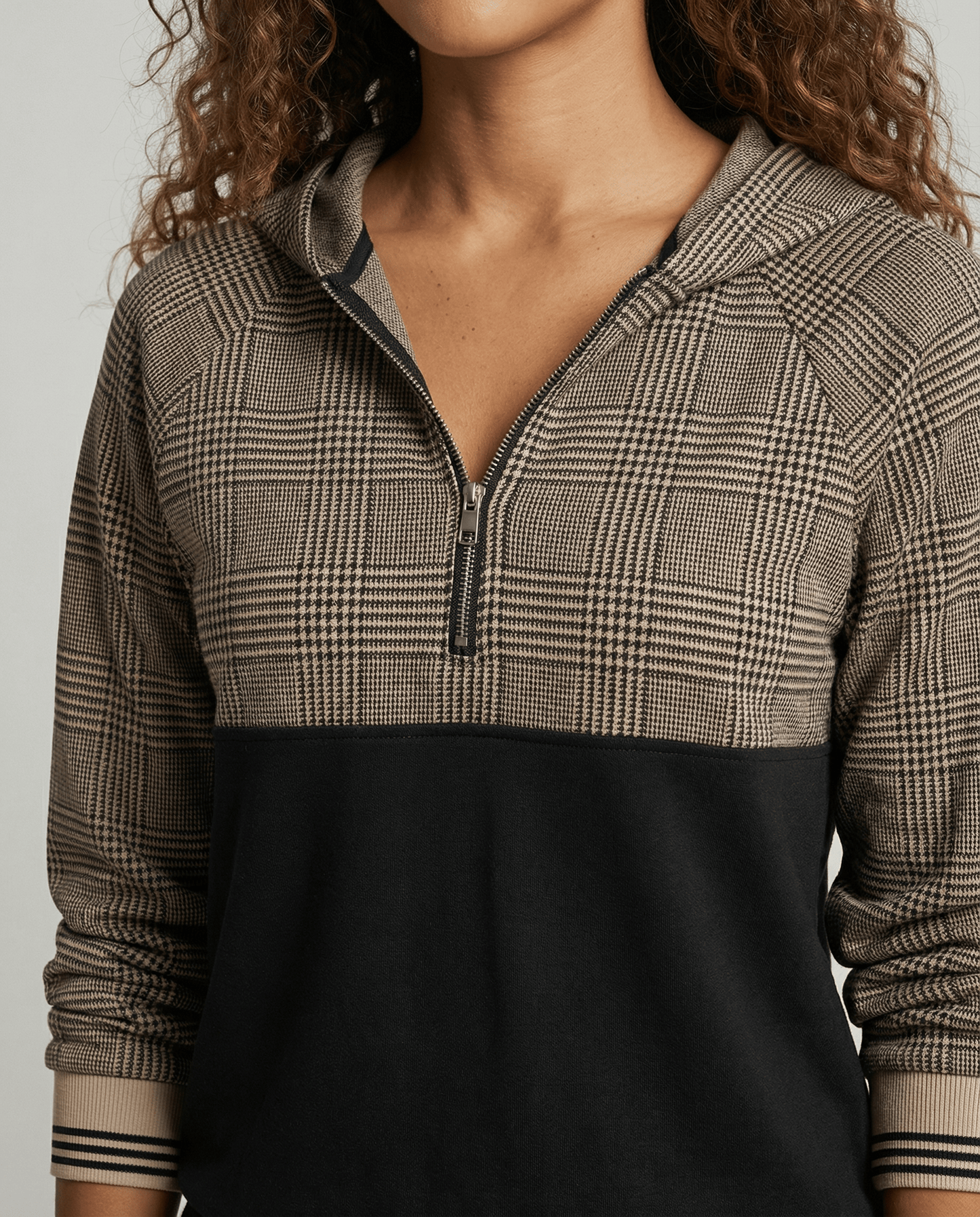 Luxeraum.de Clothing Sandsberg – Premium Damen Jogginganzug, Bequeme Passform
