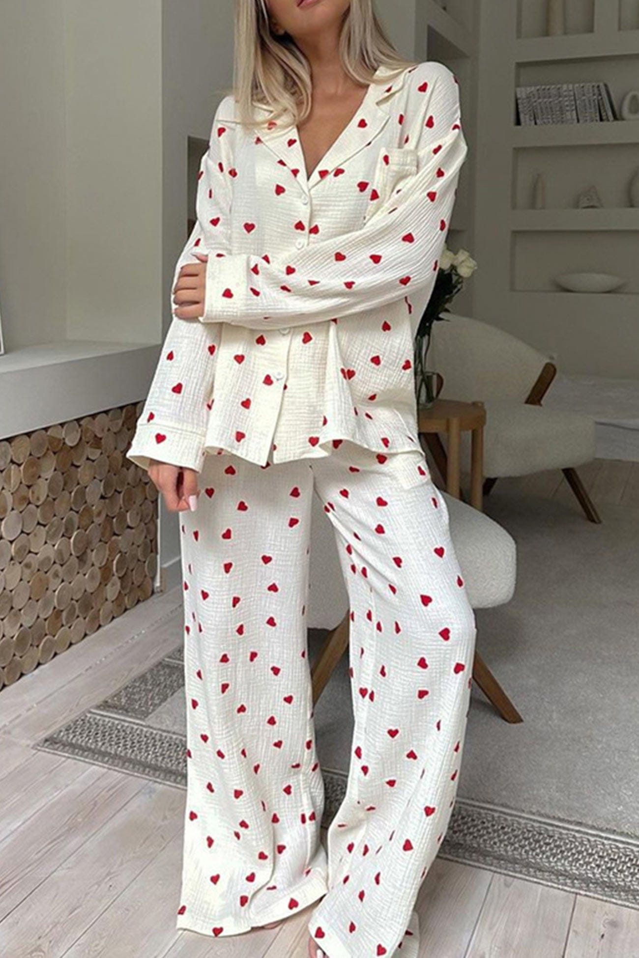Luxeraum.de Pajamas Schlafanzug Set – Weiches Gewebe – Herzmuster & Knopfleiste – Damen