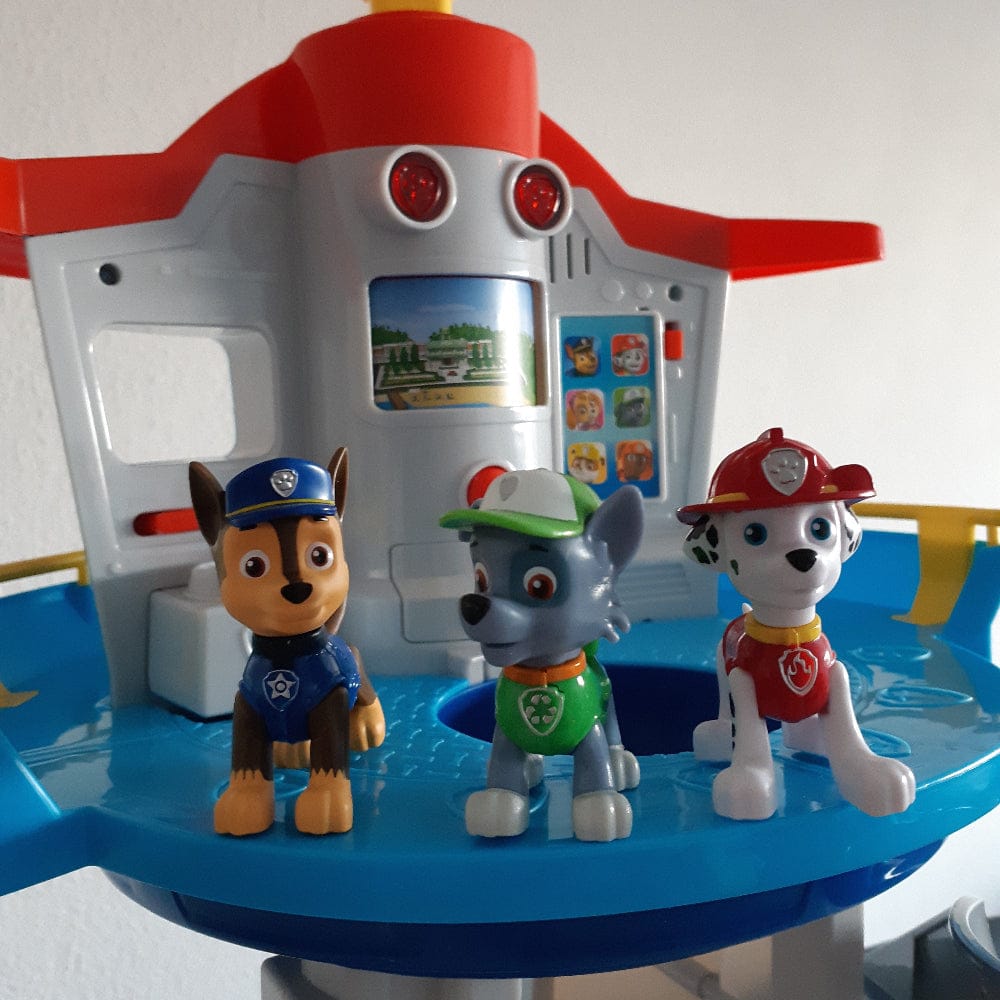 Luxeraum.de Children Activities Spielzeugautoset mit Rutsche und Aussichtsturm