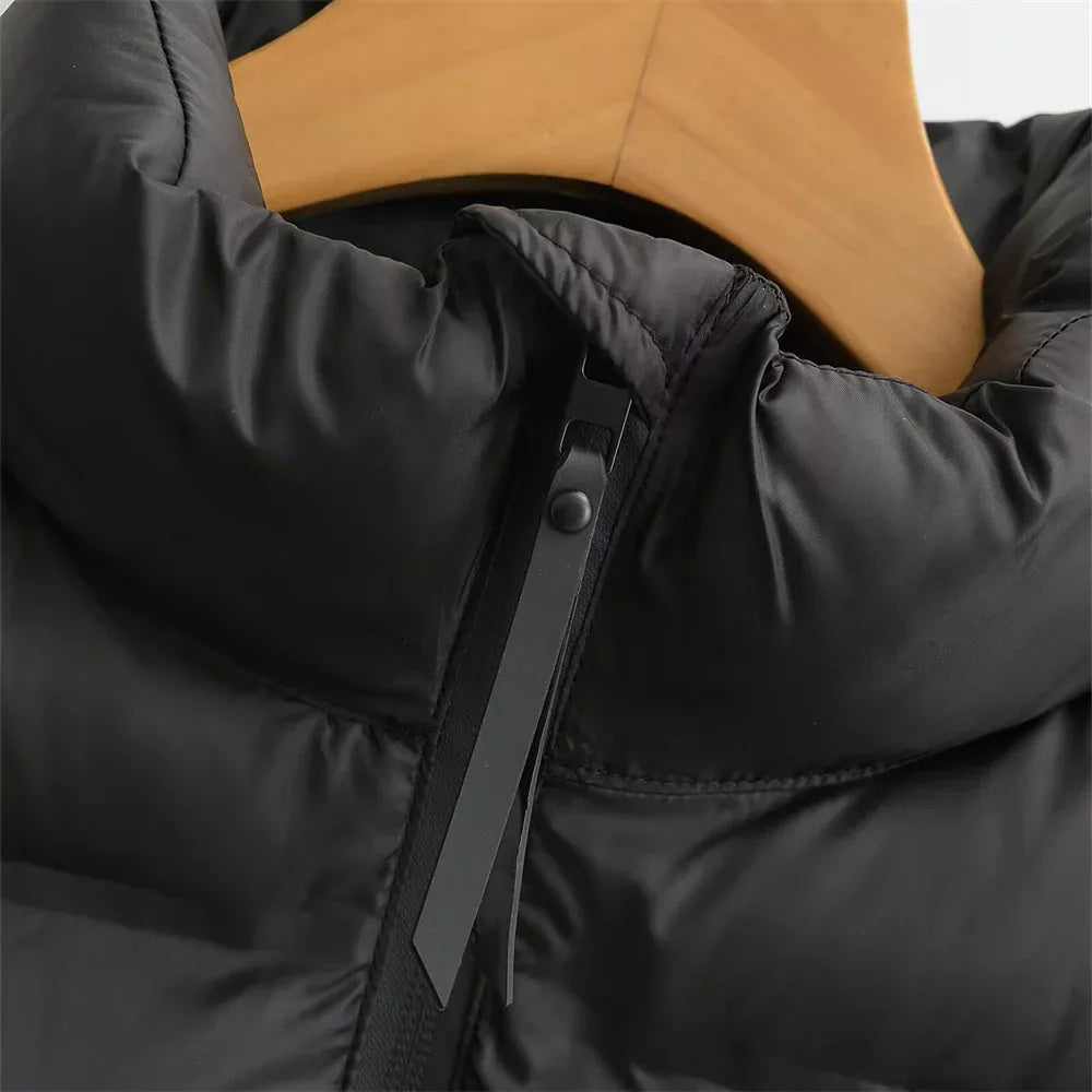 Luxeraum.de Puffer Jackets Steppjacke – Wärmende Materialmischung – Kurzer Schnitt & Zipper – Damen