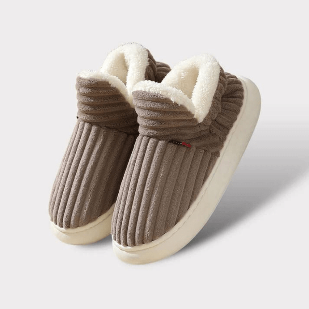 Luxeraum.de Slippers Braun / 33 Winterhausschuhe – Wärmende Fütterung – Rutschfeste Sohle – Damen