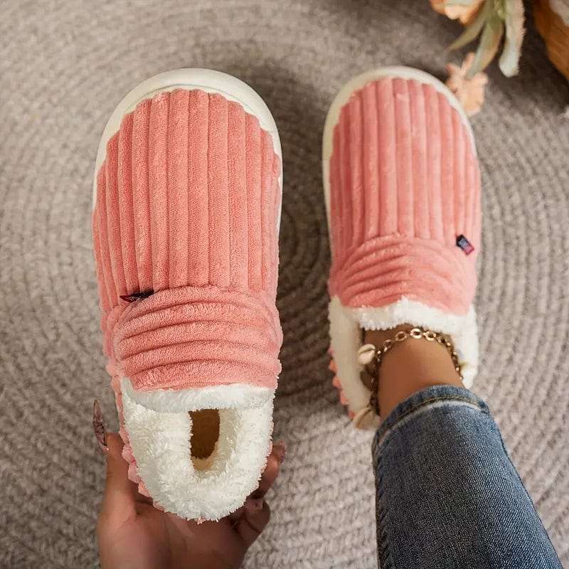 Luxeraum.de Slippers Winterhausschuhe – Wärmende Fütterung – Rutschfeste Sohle – Damen