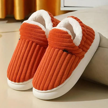 Luxeraum.de Slippers Winterhausschuhe – Wärmende Fütterung – Rutschfeste Sohle – Damen