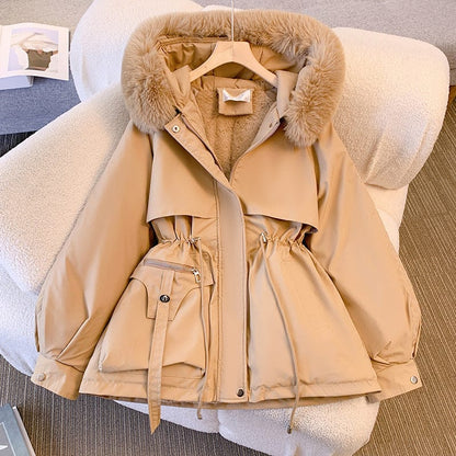 Luxeraum.de Beige / S Winterjacke Damen mit Kapuze und Kunstpelz – warm & elegant